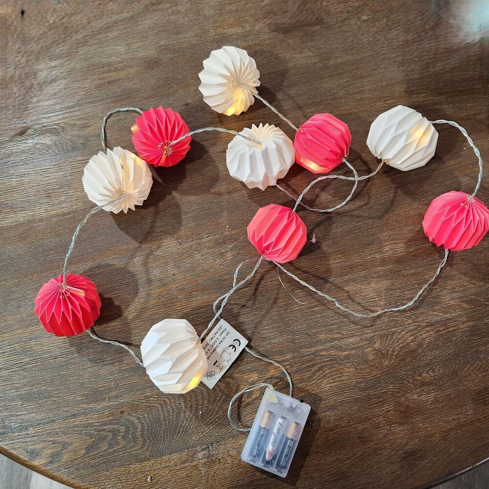 Red and White Battery Operated Paper Lantern String Lights Novelty Holiday Decor